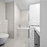 Apartment 1,5 Ac Apartment, Balcony,new Building, Downtown, Old Pressburg