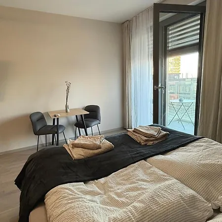 1,5 Ac Apartment, Balcony,new Building, Downtown, Old Apartment *