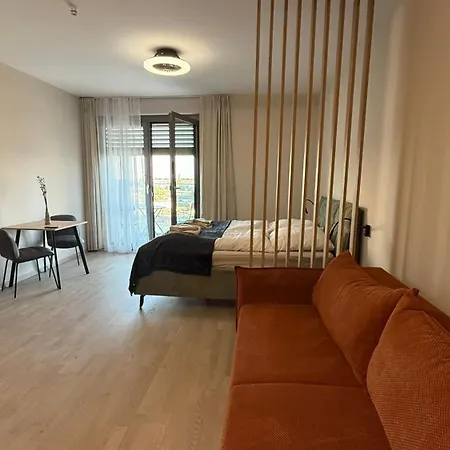 1,5 Ac Apartment, Balcony,new Building, Downtown, Old Apartment