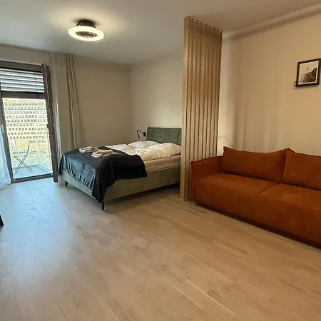 Apartment 1,5 Ac Apartment, Balcony,new Building, Downtown, Old